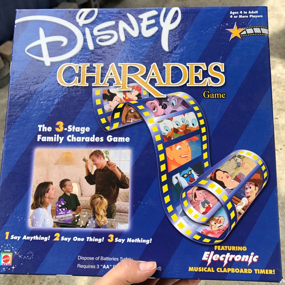 VINTAGE DISNEY Charades board game